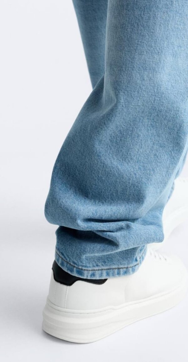 Sneakers Blanche et Noir – Image 4